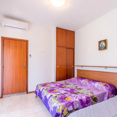 Modern By The Apartamento