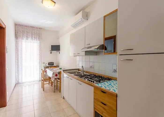 Appartement Modern By The *